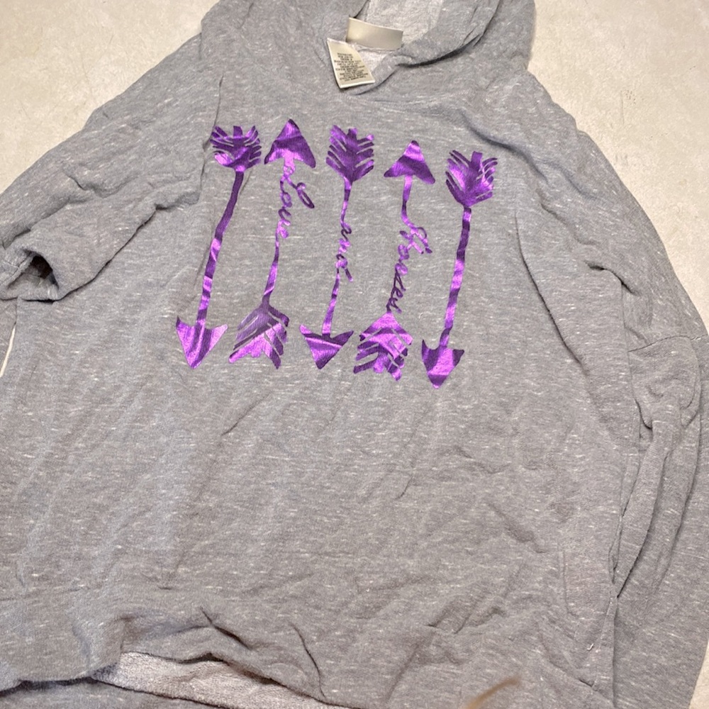 Children’s sweatshirt light but good quality